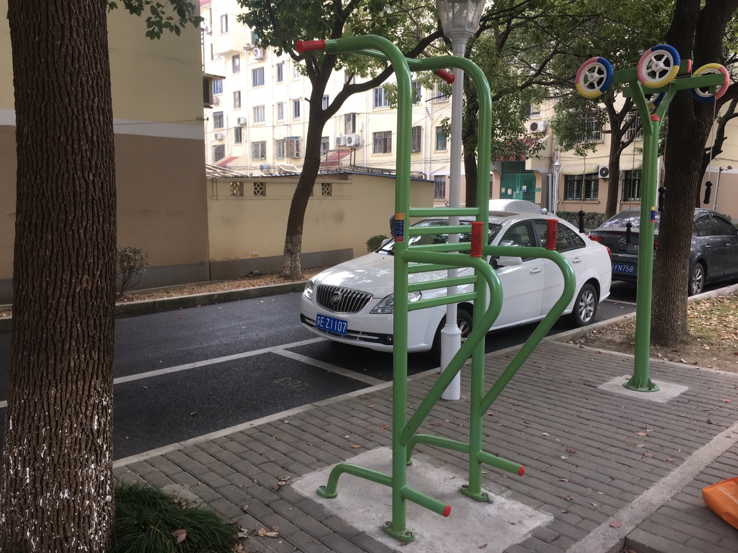 多功能锻炼器