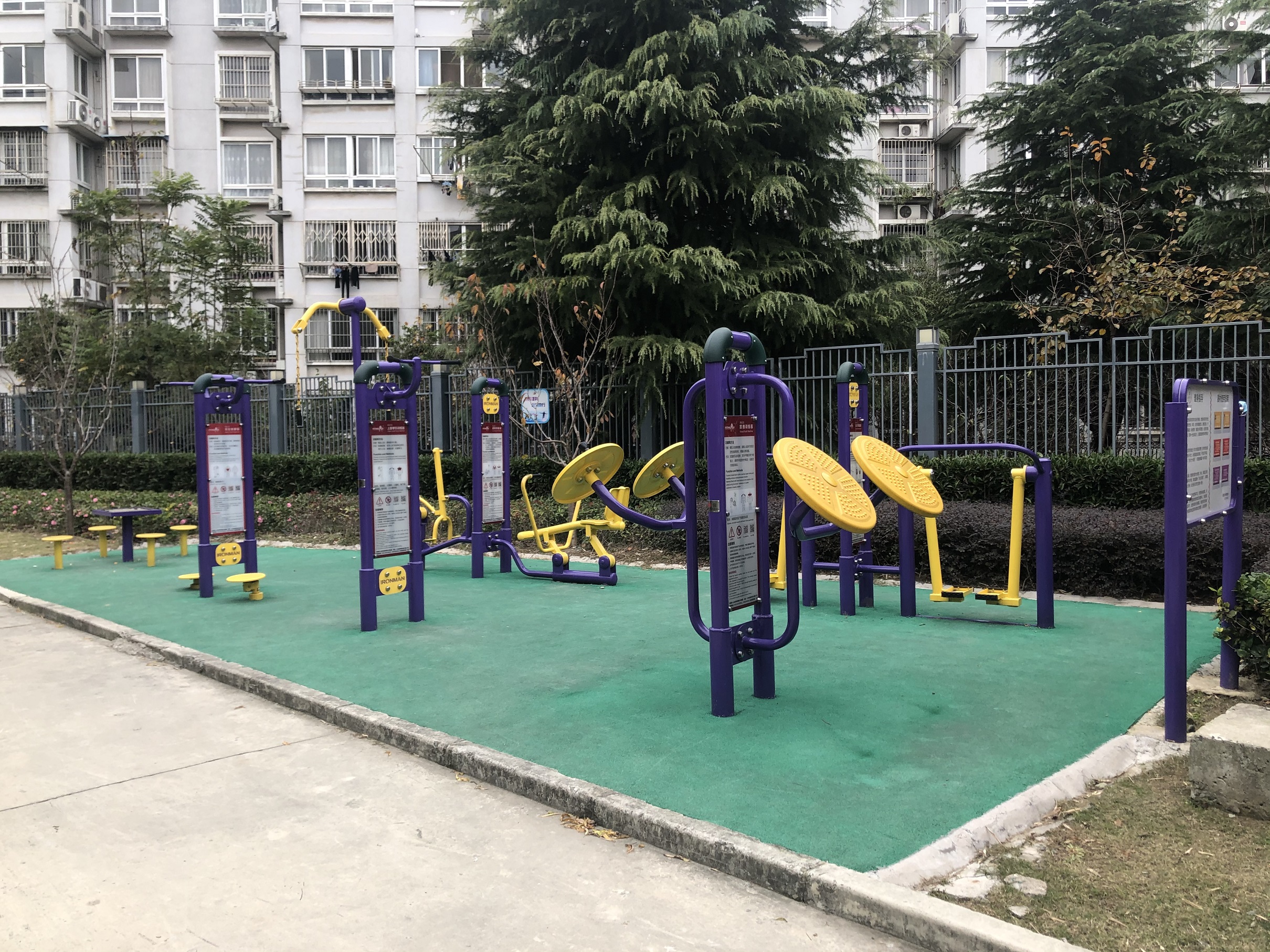 嘉定环城河步道健身点（船厂桥）