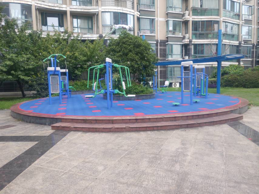 三湘居委健身点
