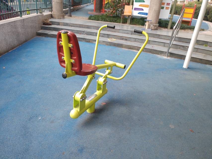 划船器