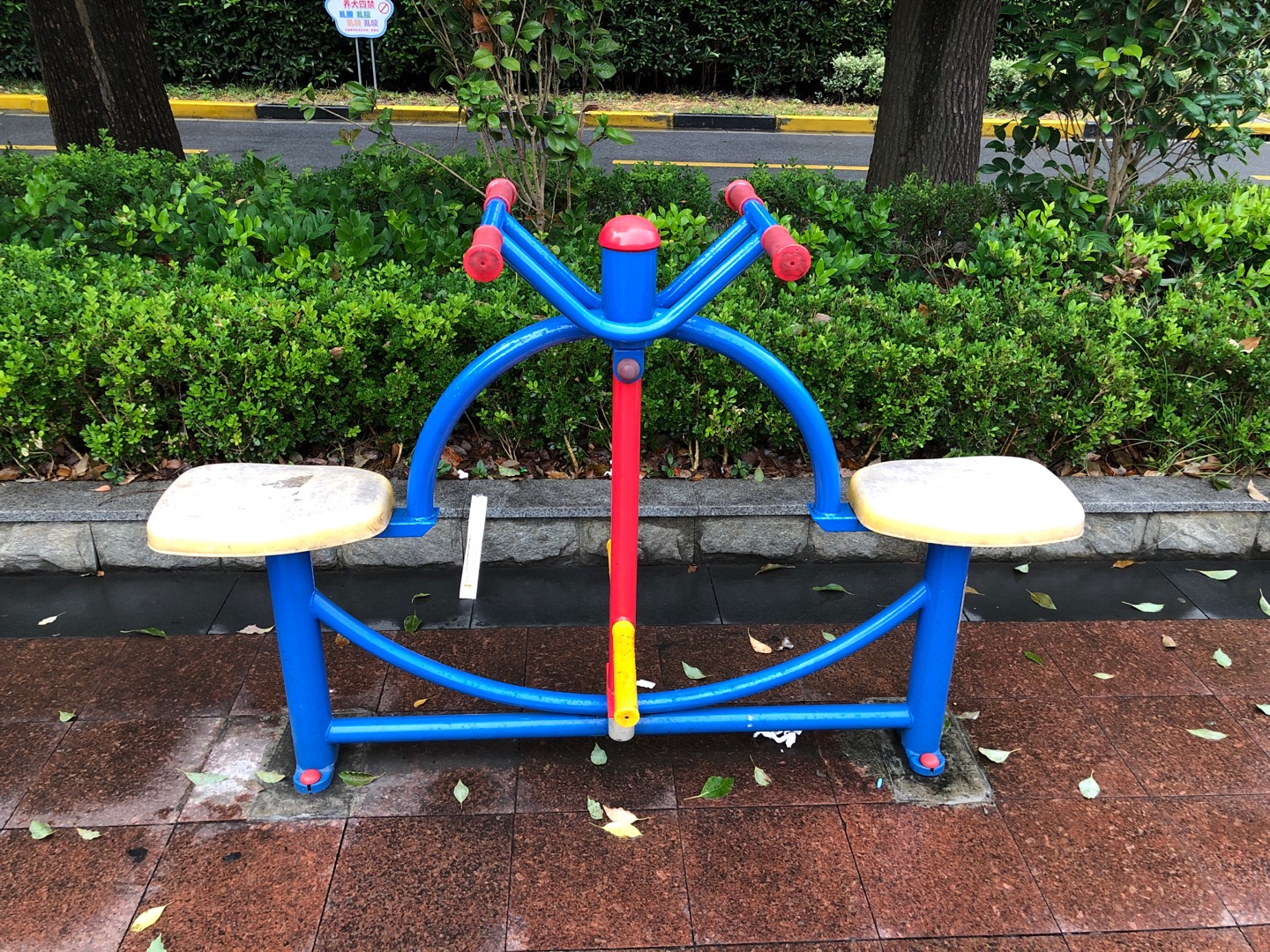 下肢康复器