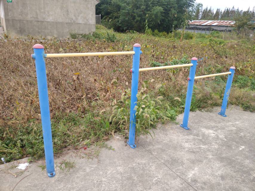 压腿杠