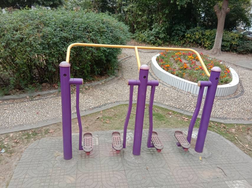 太空漫步器