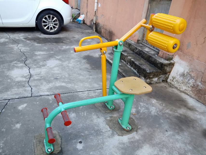 腹背锻炼器