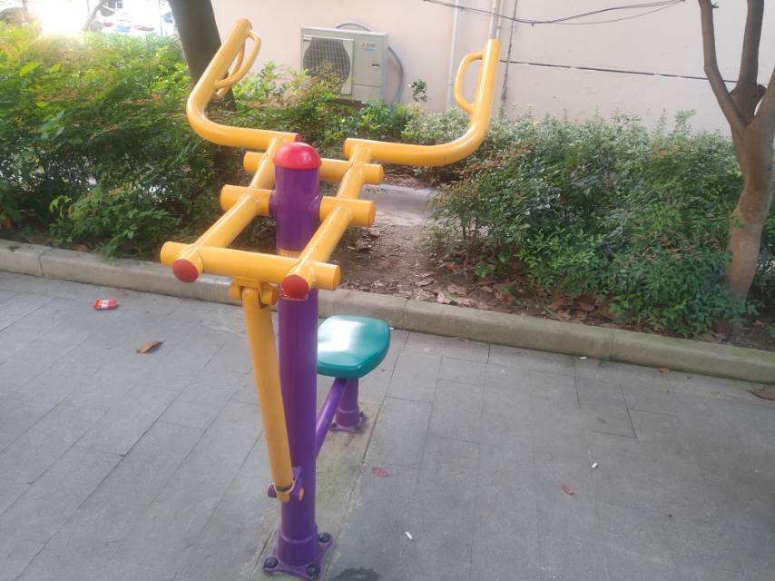 上肢锻炼器