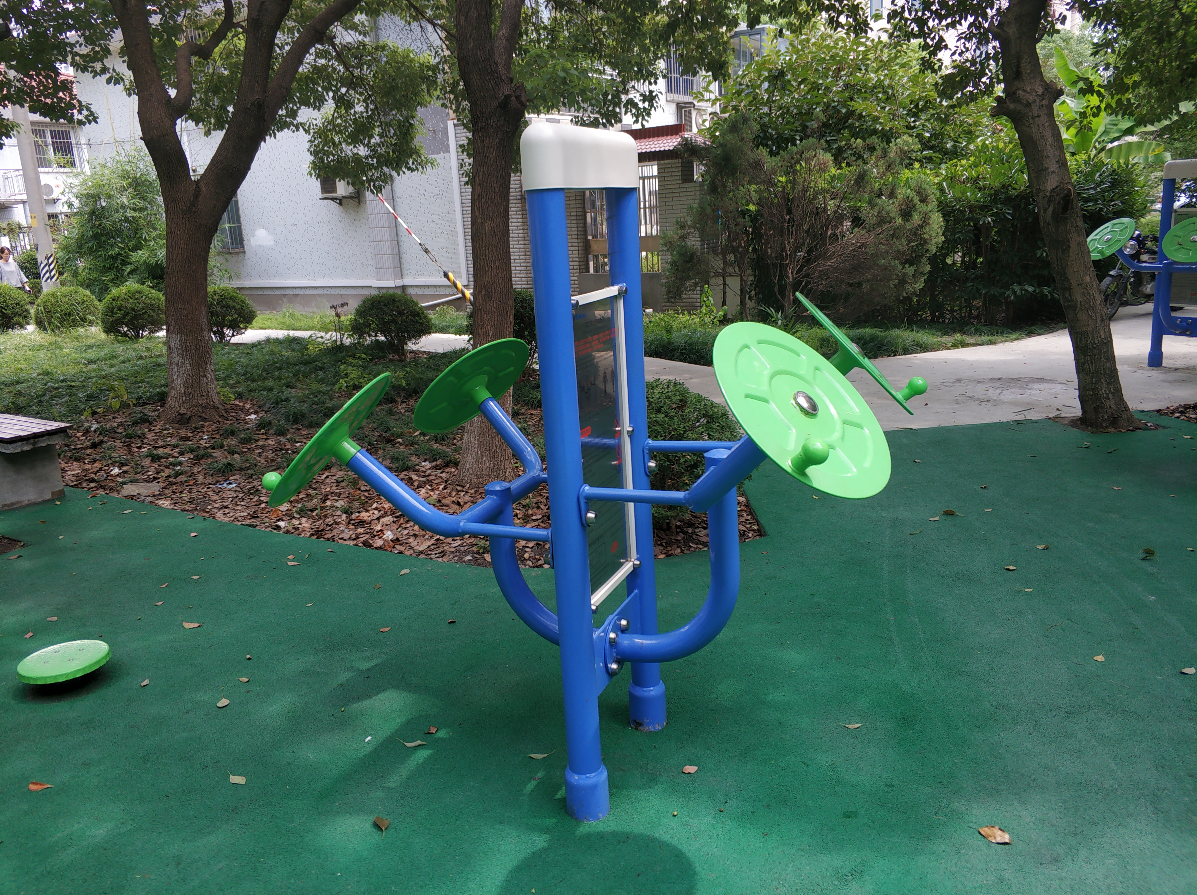 双立柱太极揉推器