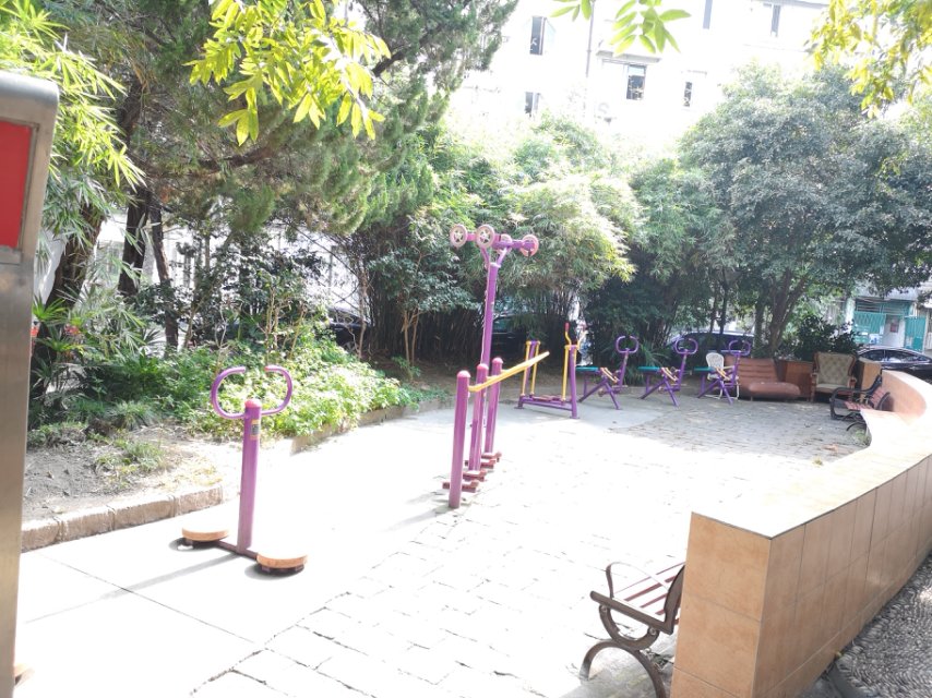 同心居委市民益智健身苑点