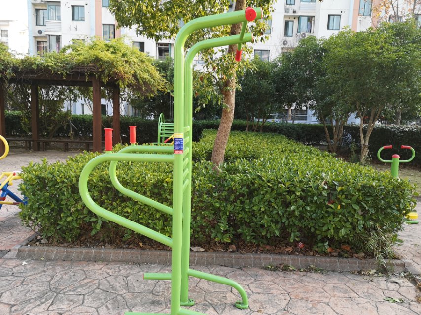 多功能锻炼器