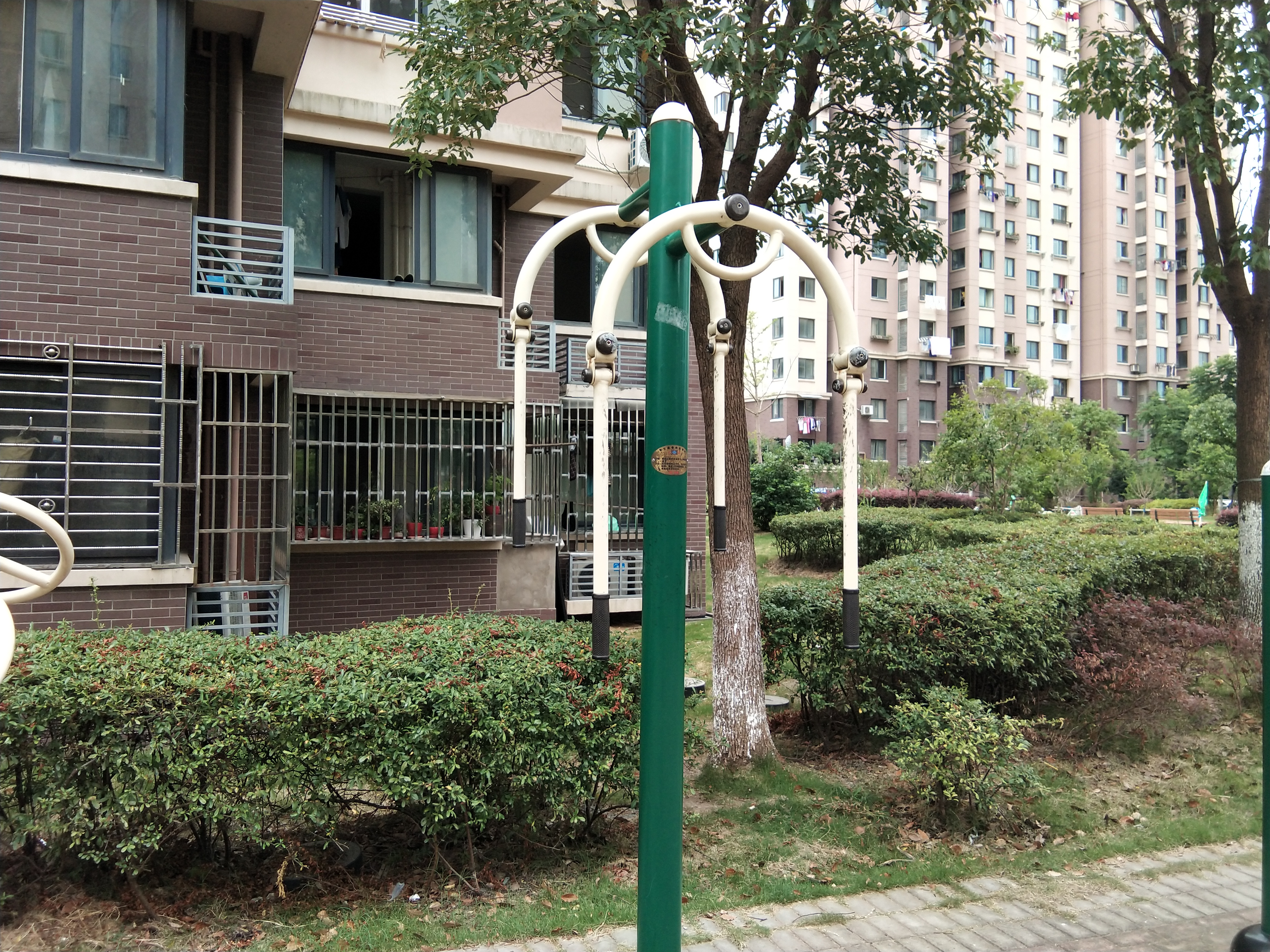 牵引器