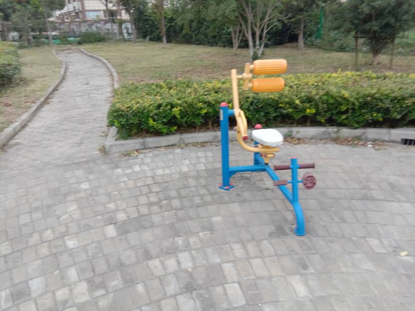 自重腹背锻炼器