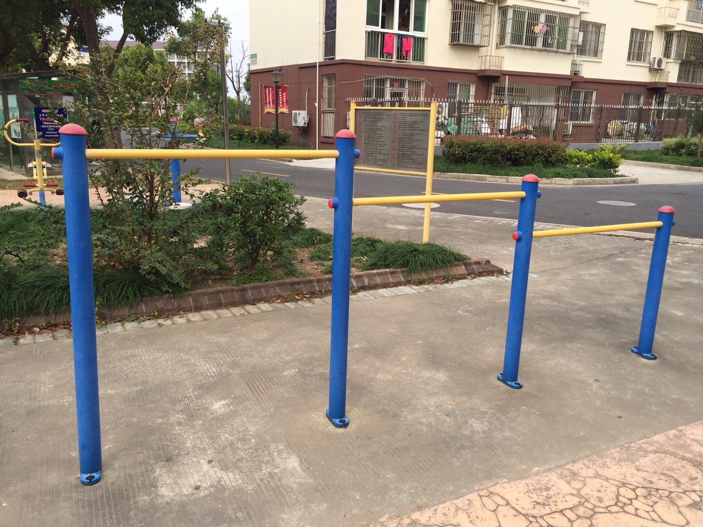压腿杠