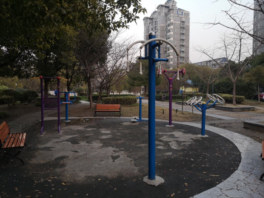 友谊二居/n