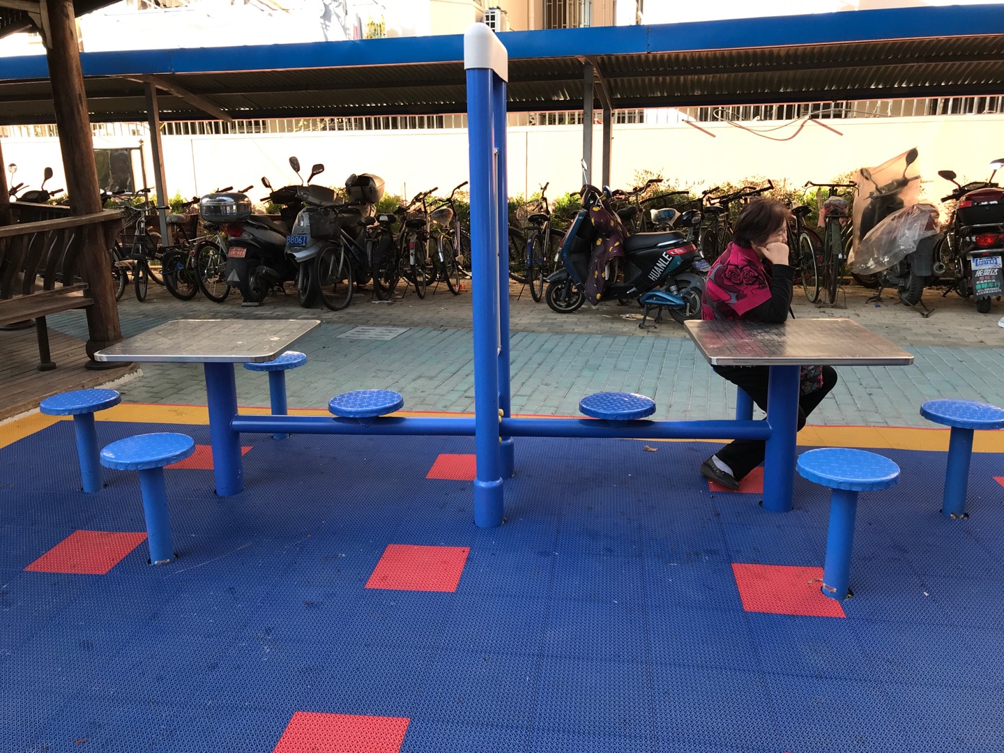 双立柱棋牌桌