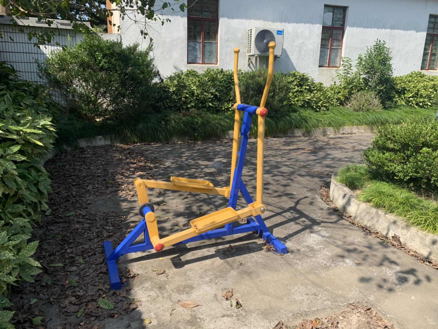 室外椭圆机