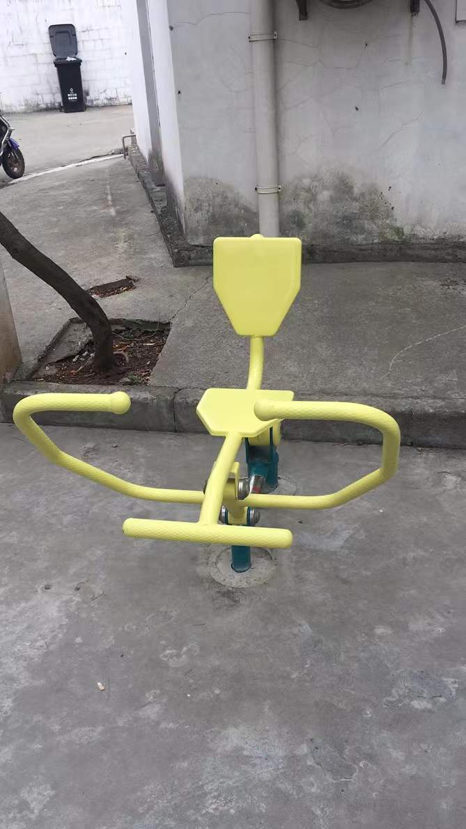 划船器