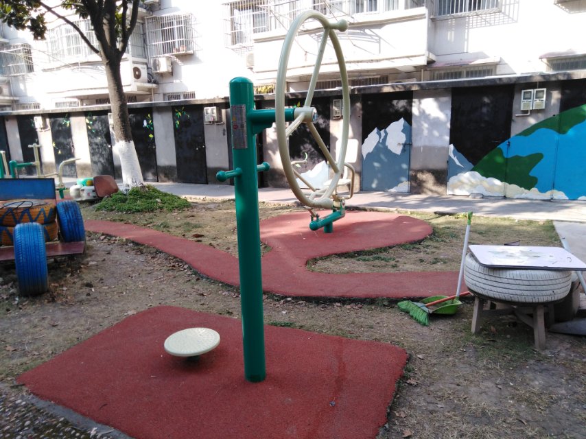 转轮扭腰器