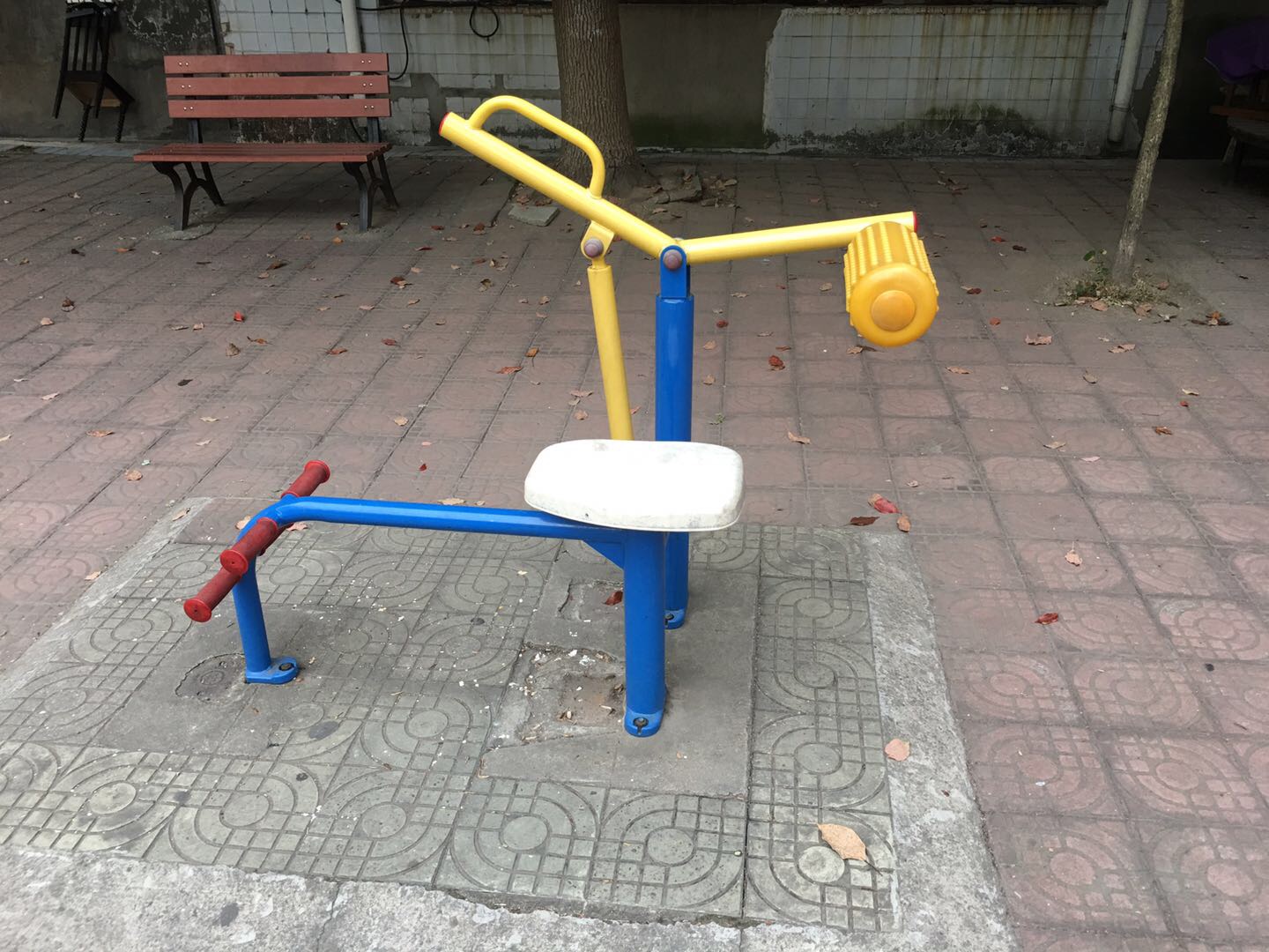 自重腰腹器