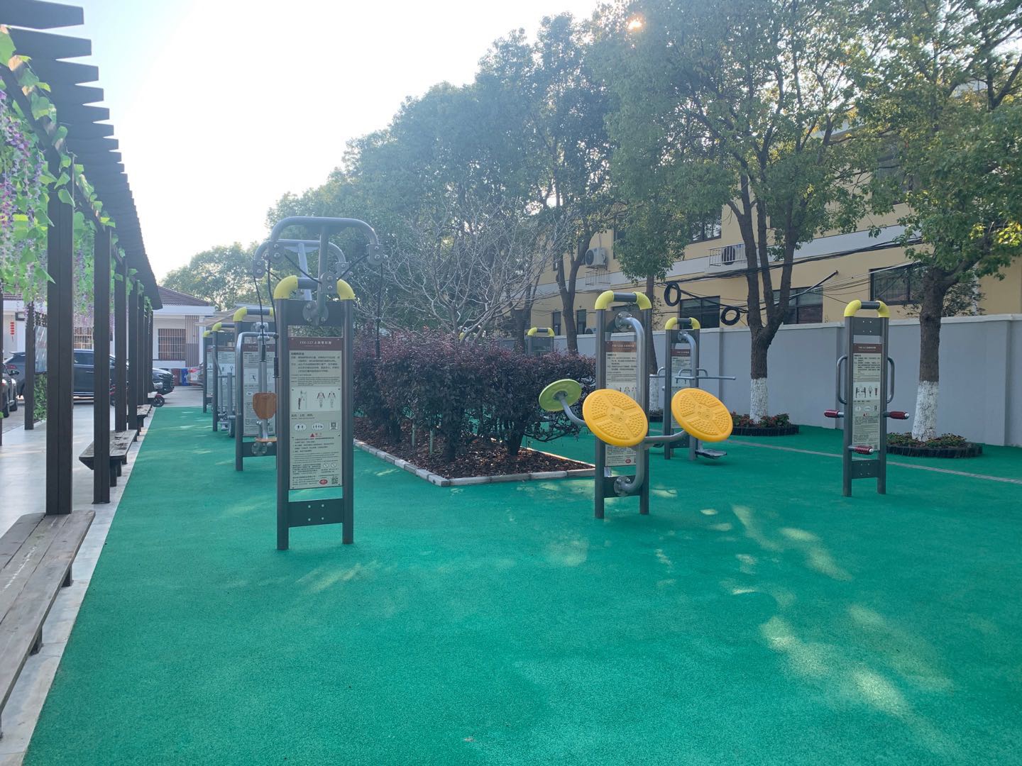 路南村市民益智健身点