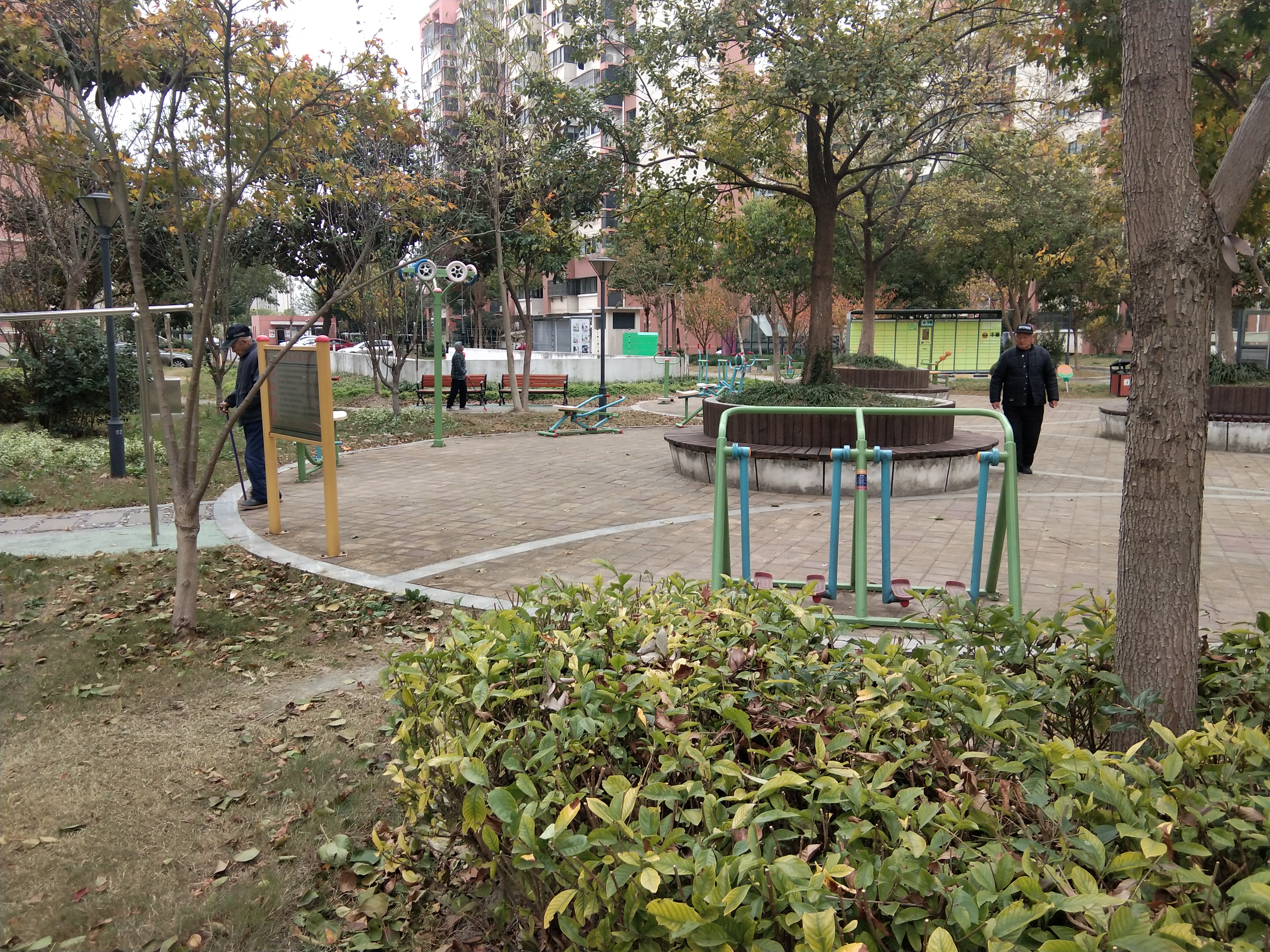 颐谷居委健身点