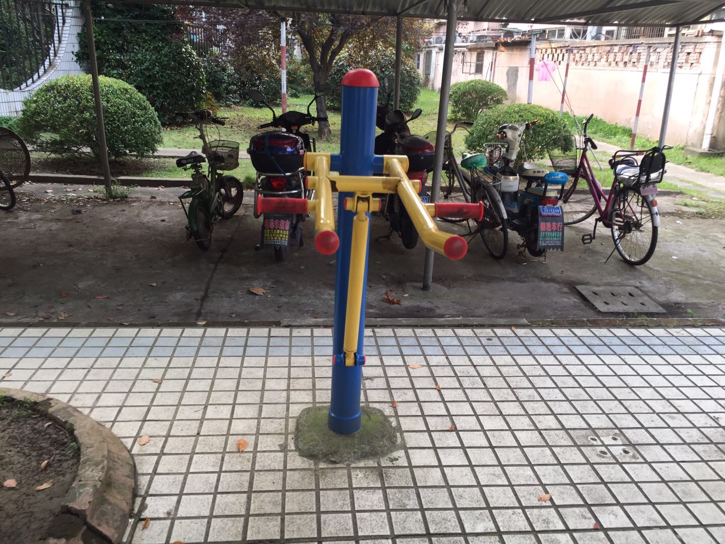 腰腿锻炼器