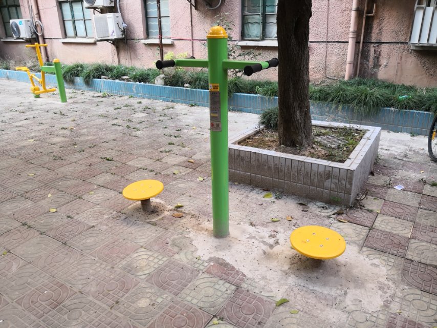 扭腰器
