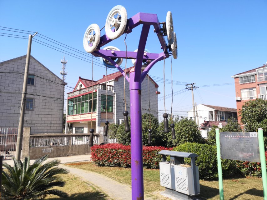 牵引器