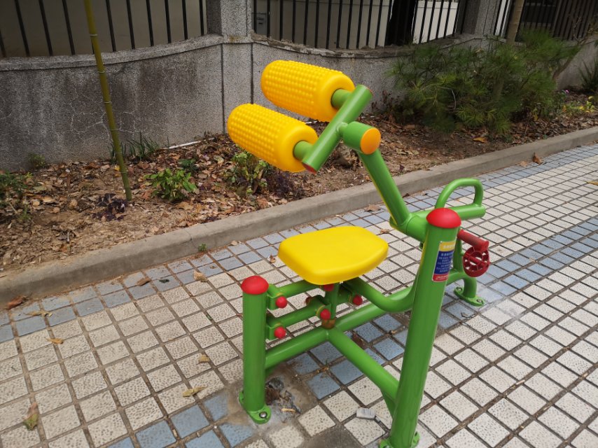 自重腹背锻炼器