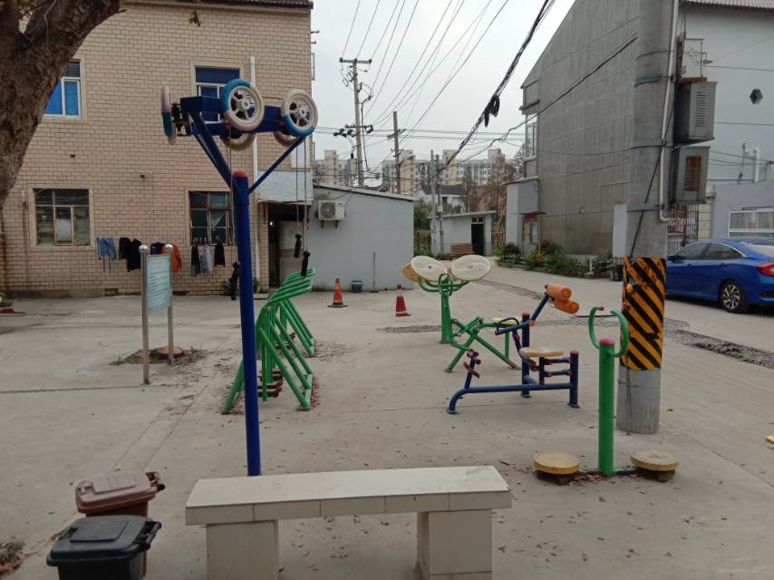 中圩村5组中圩家宅79号东健身路径