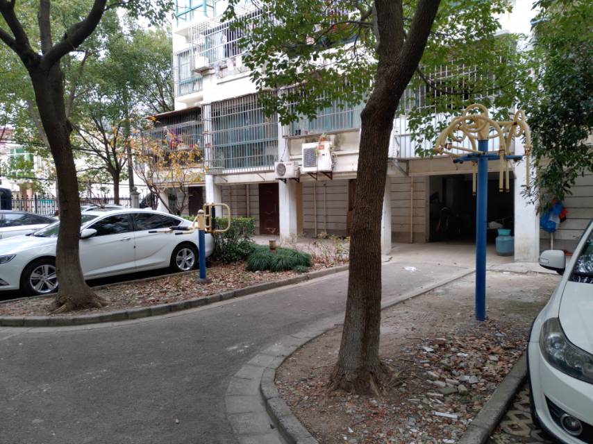 惠晨苑B区健身点