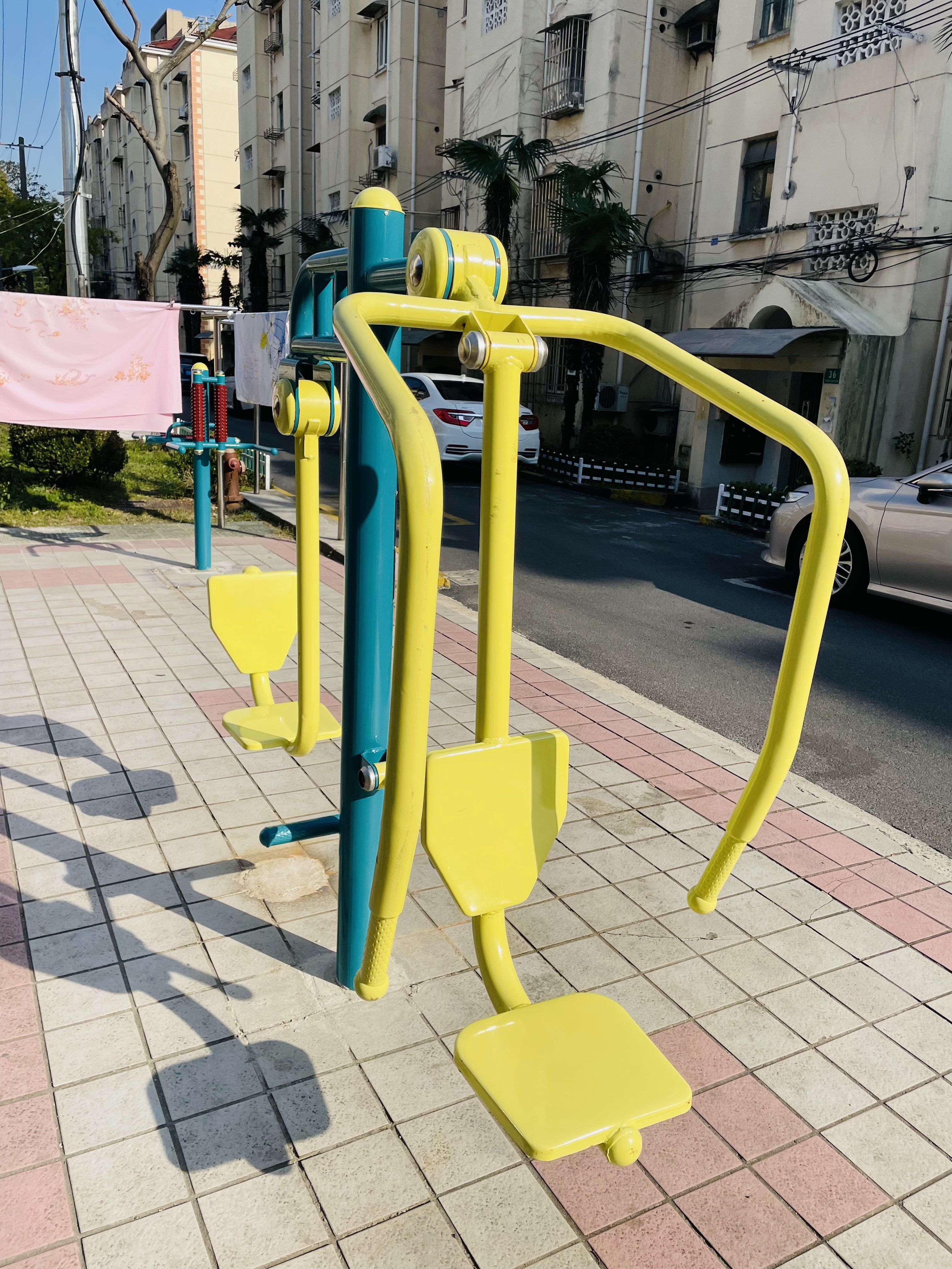 上下肢训练器