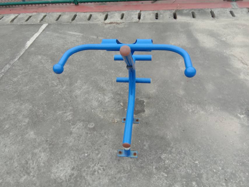 背肌训练器