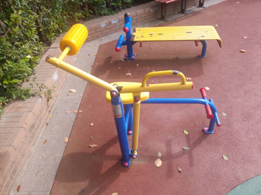 腹背锻炼器