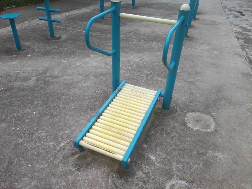室外跑步机