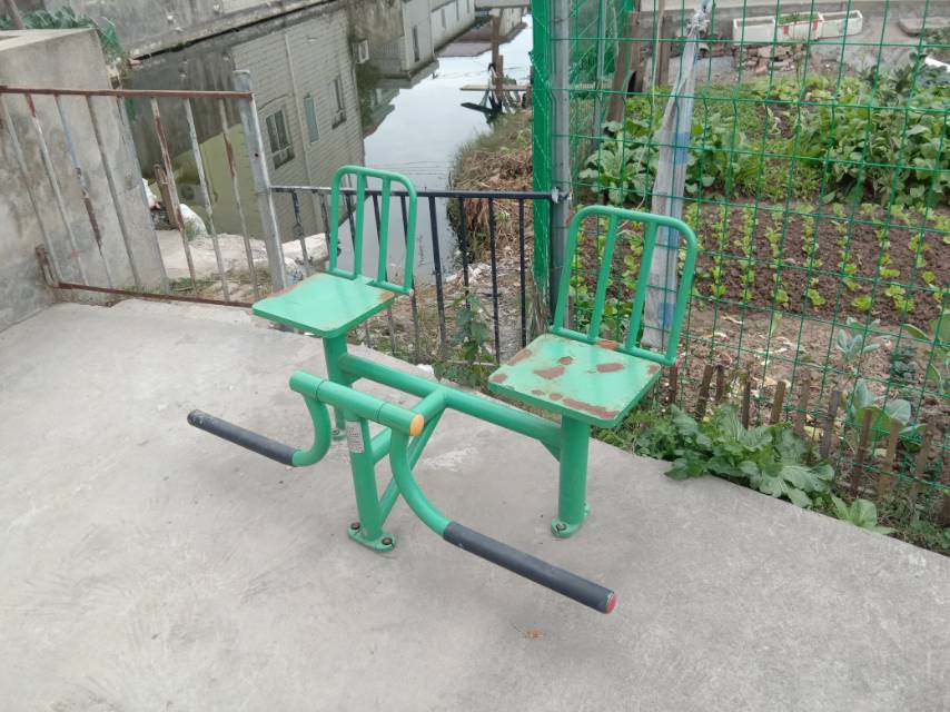 下肢训练器