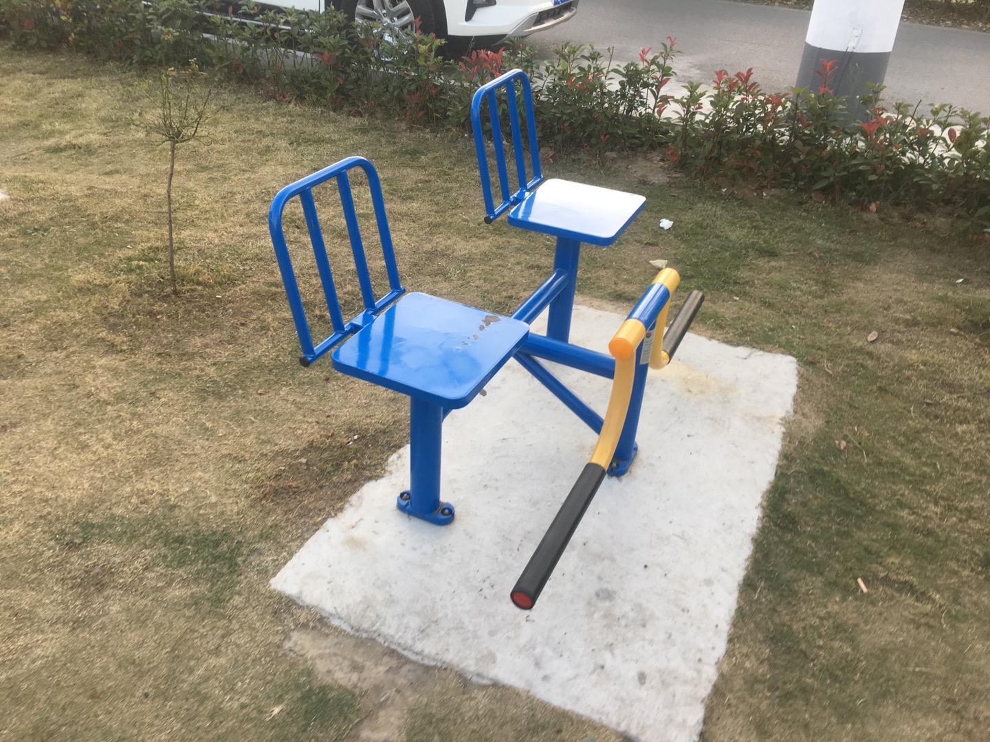 下肢训练器