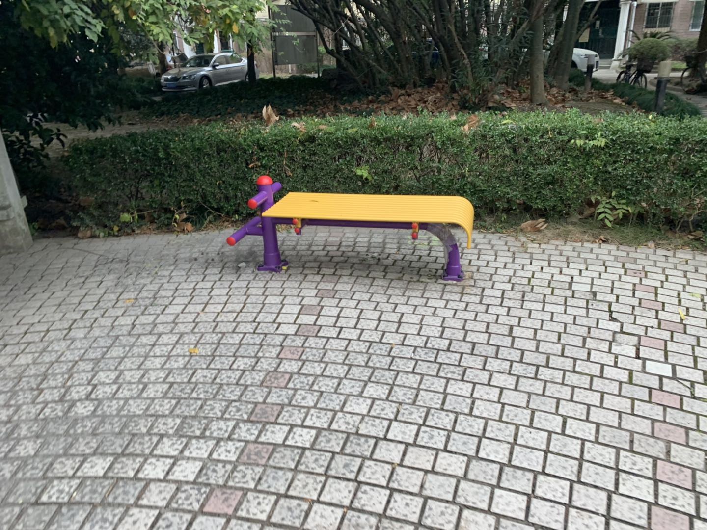 仰卧起平台