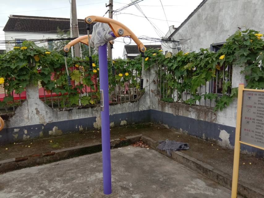 牵引器