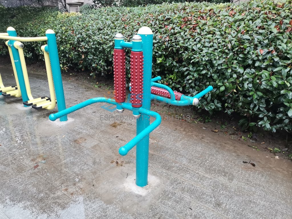 腰部按摩器