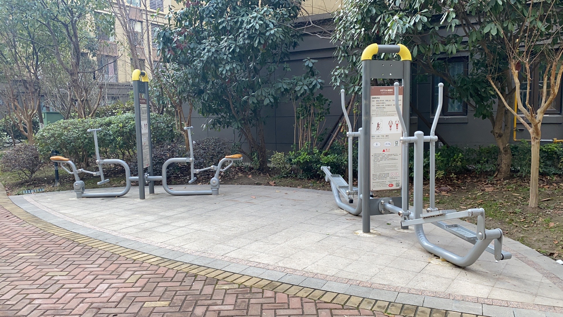 渔港路朗诗里程市民益智健身点