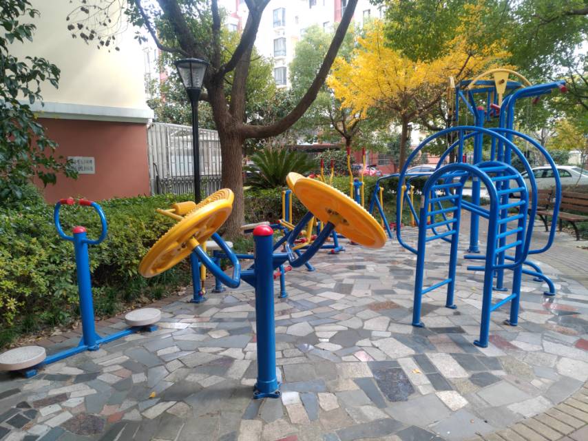 江丰居委健身苑点