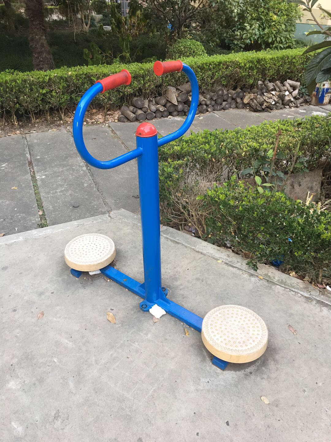 扭腰器