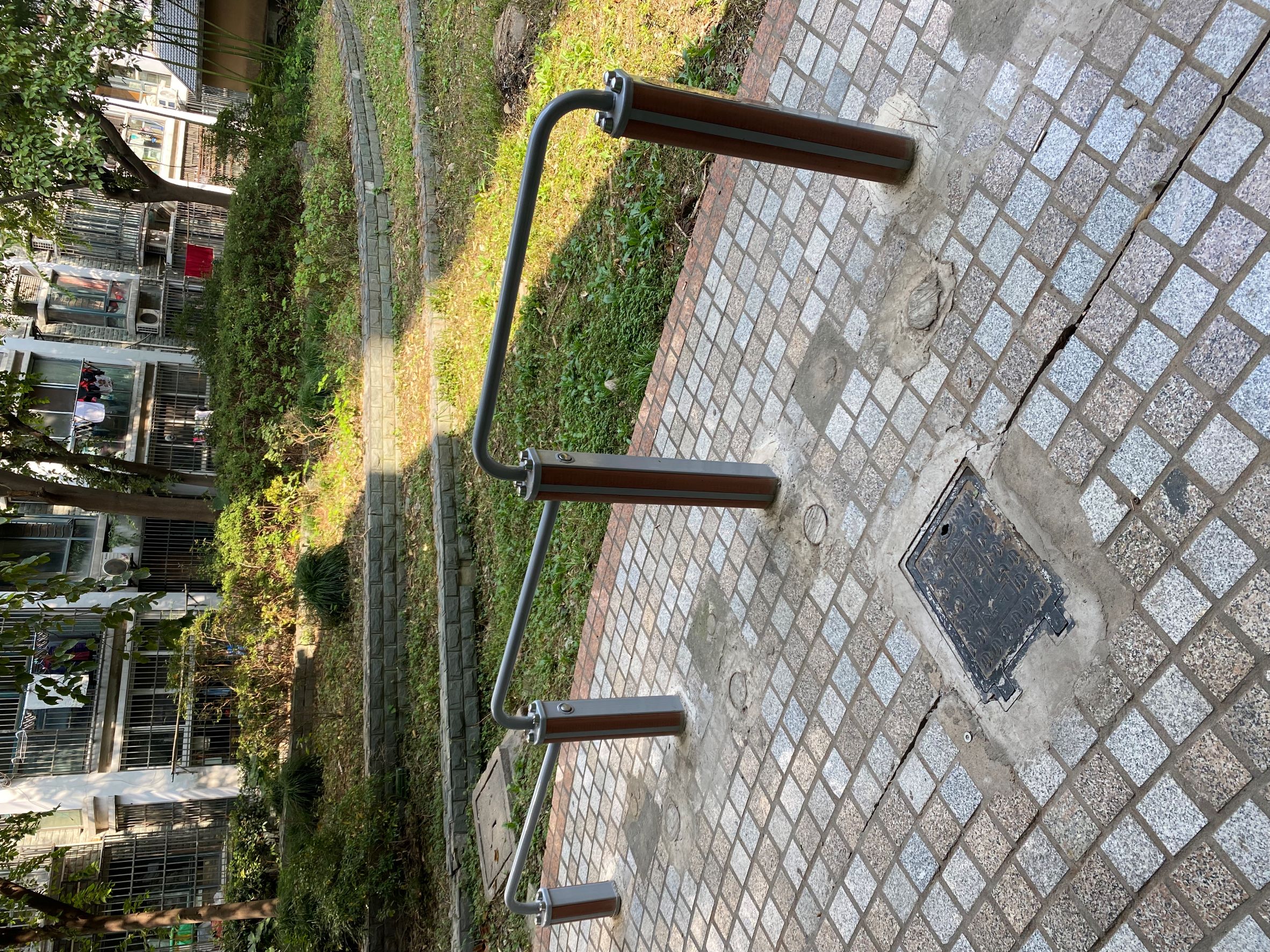 弹震压腿器