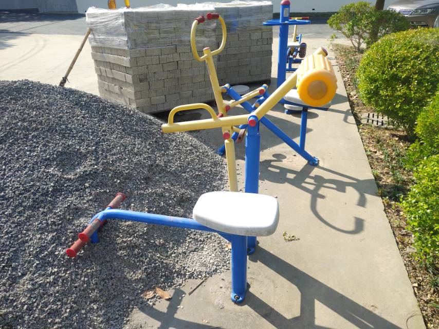 腹背锻炼器