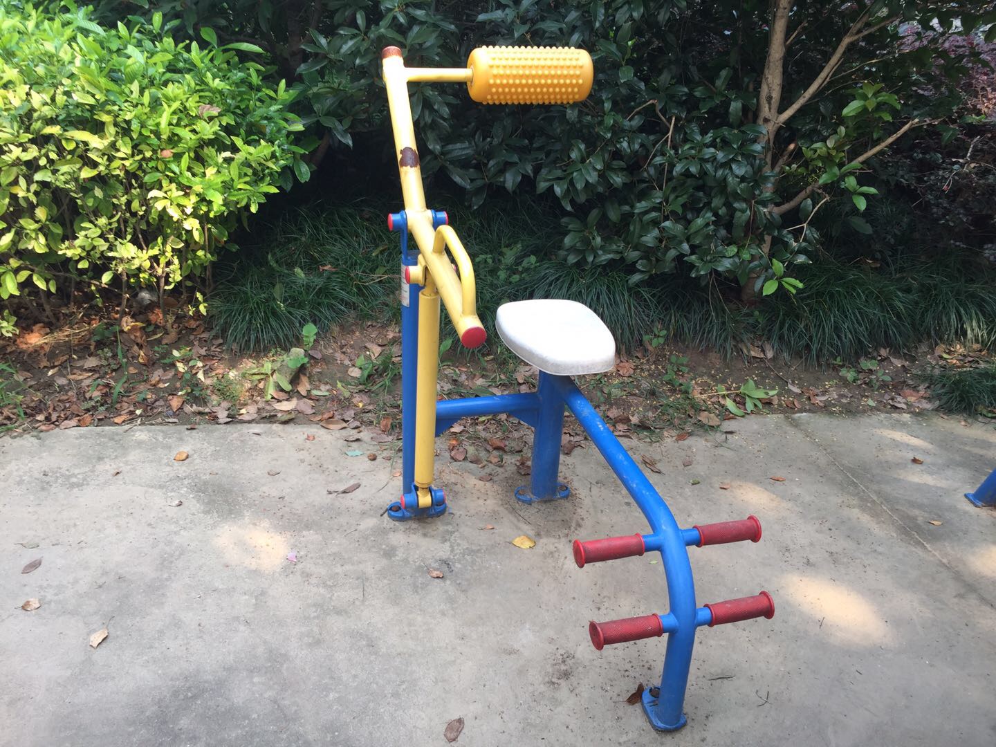 腹背锻炼器