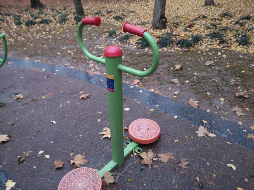 扭腰器
