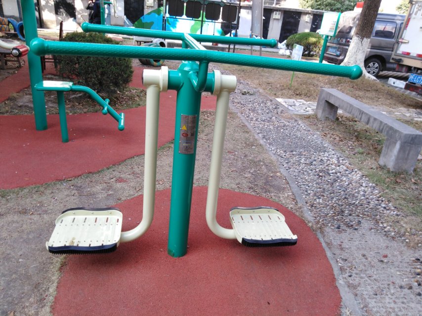 双人钟摆器