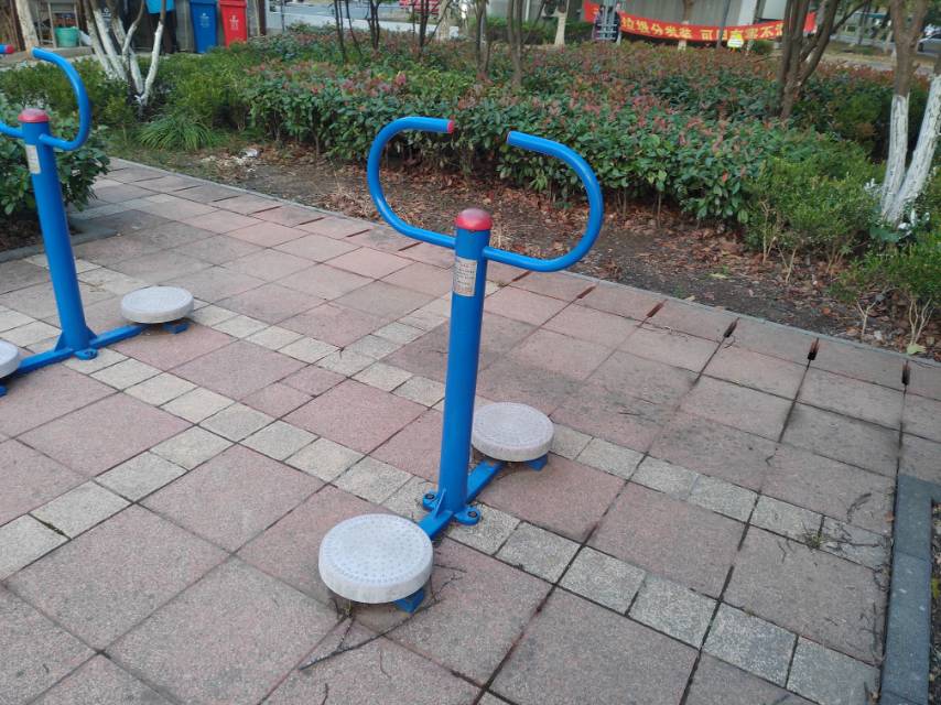 扭腰器