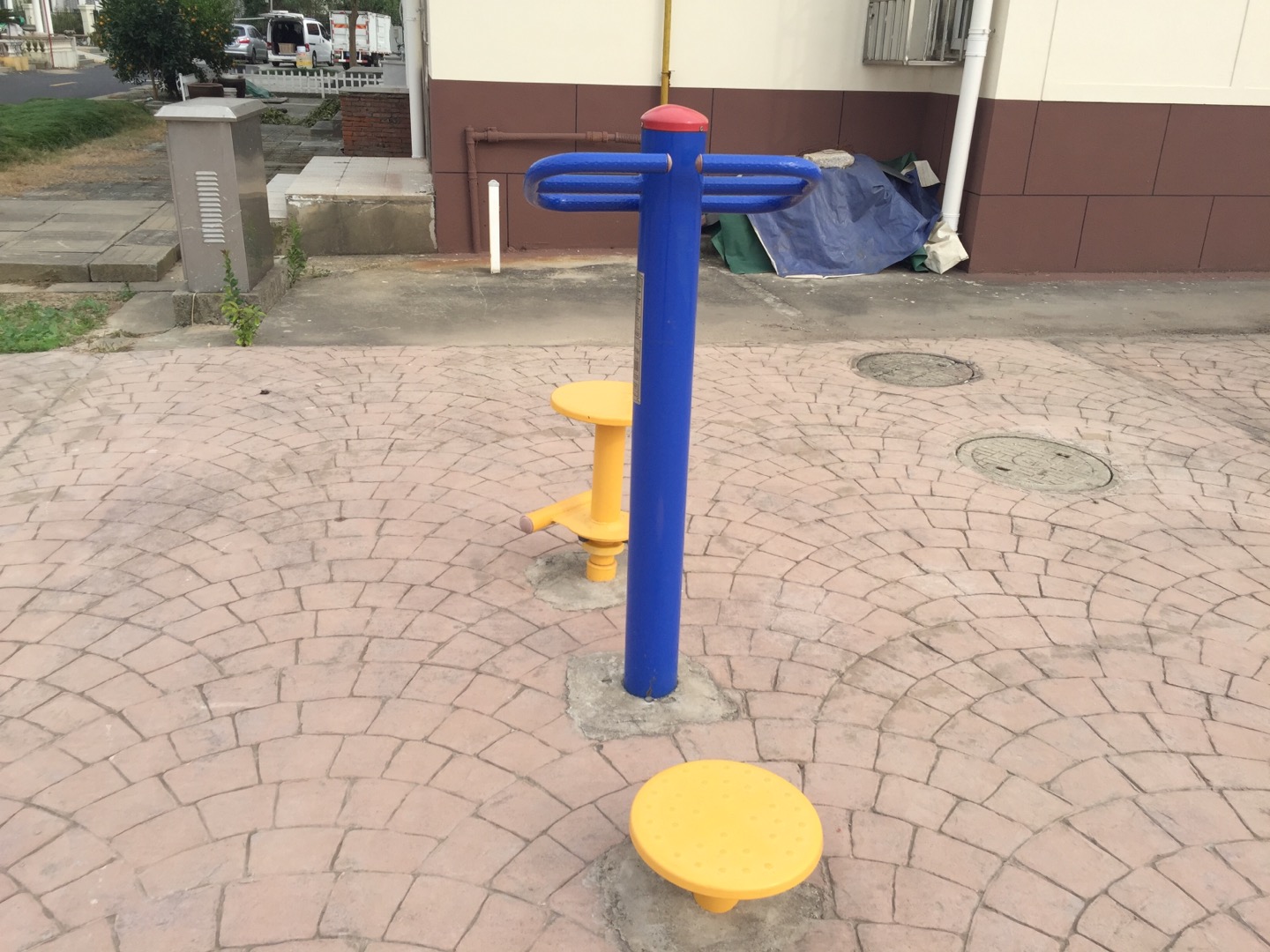 双位扭腰器