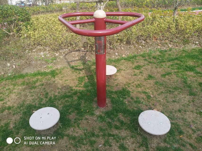 扭腰器