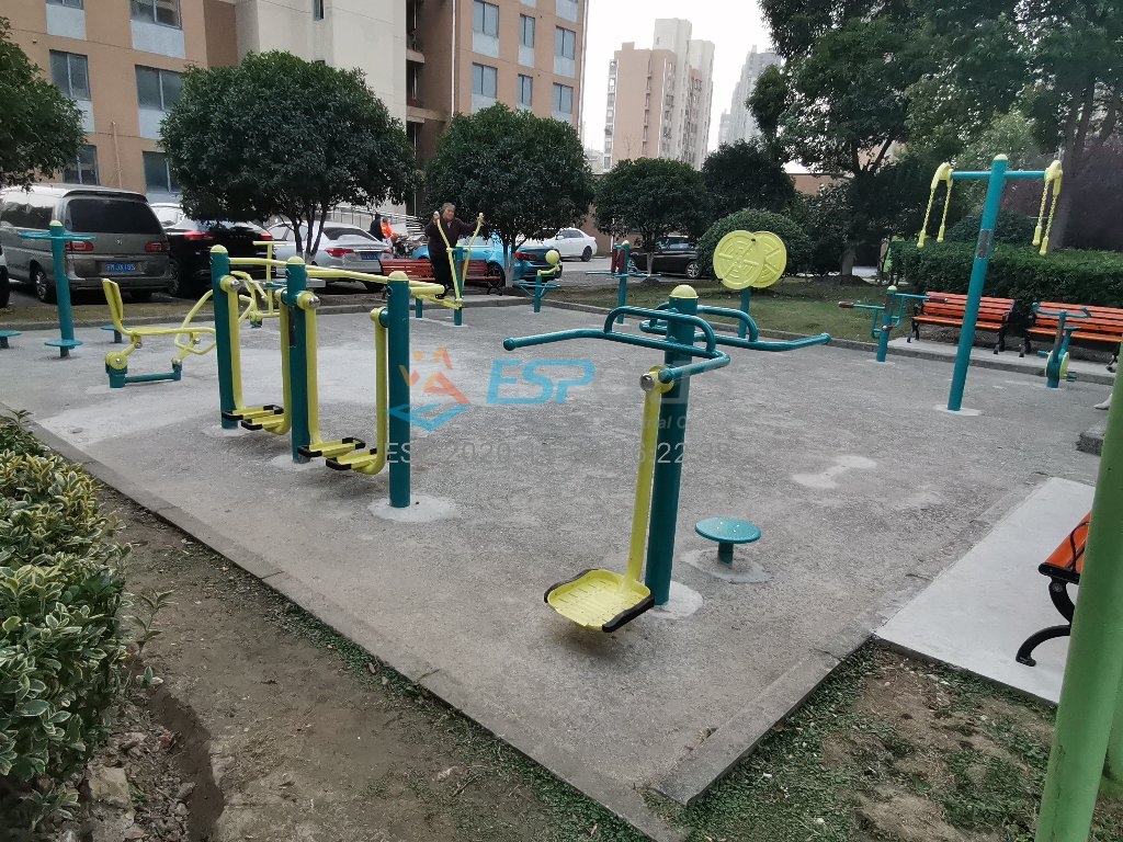 东方康德家园二期健身点